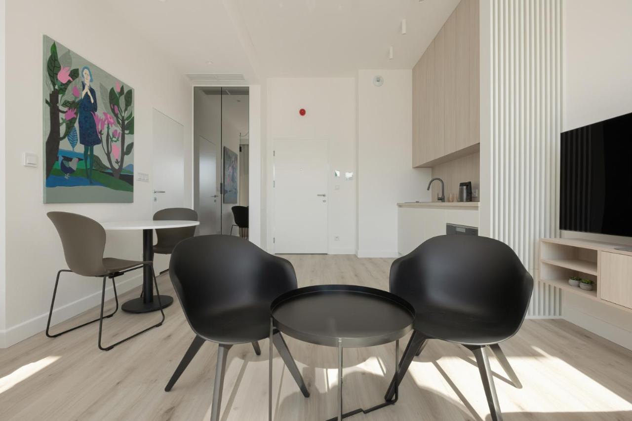 Shellter 33 Forrest Art & Design Rogowo (Gryfice)