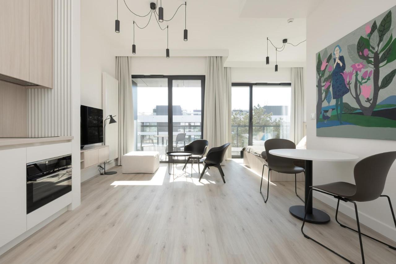 Shellter 33 Forrest Art & Design Apartment Rogowo (Gryfice)